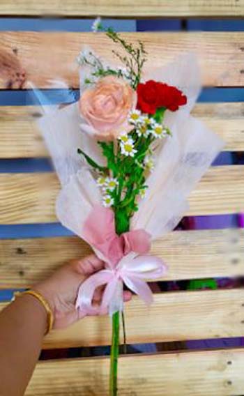 Eidelweis Creative Florist Stem Fresh Flower Surabaya
