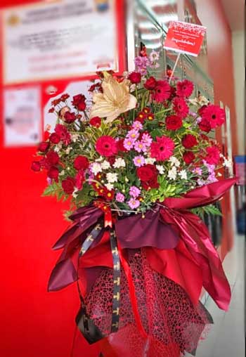 Eidelweis Creative Florist Surabaya Standing Fresh Flowers